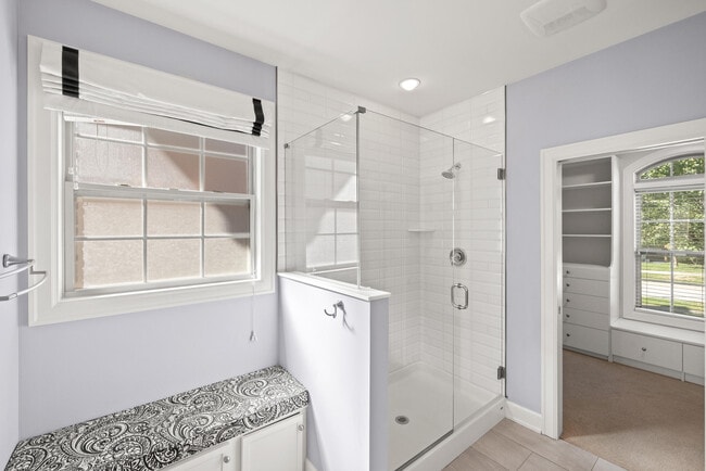 Building Photo - 916 Star of Danube Way