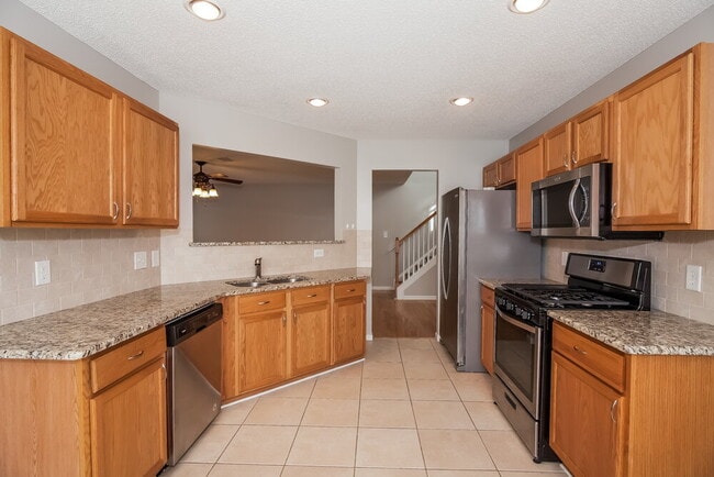 Building Photo - 10619 Haddington Dr