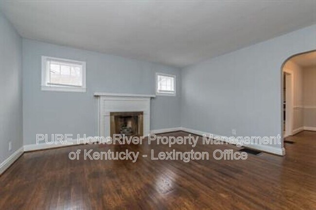 Building Photo - 200 Floral Park