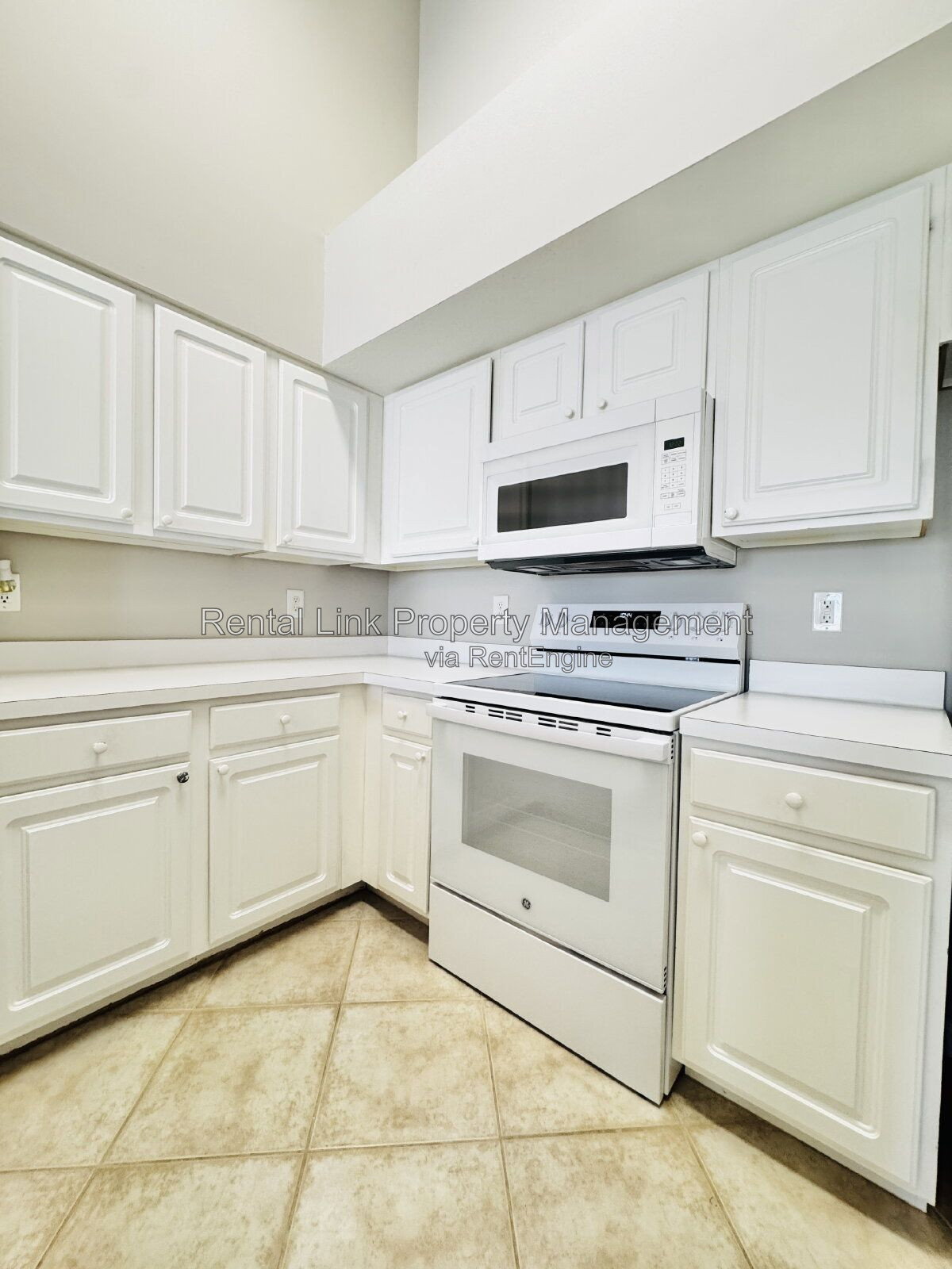 Building Photo - 4109 Residence Drive