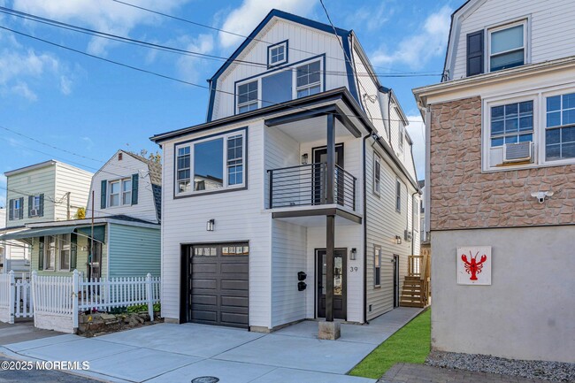 Building Photo - 39 Sea Drift Ave