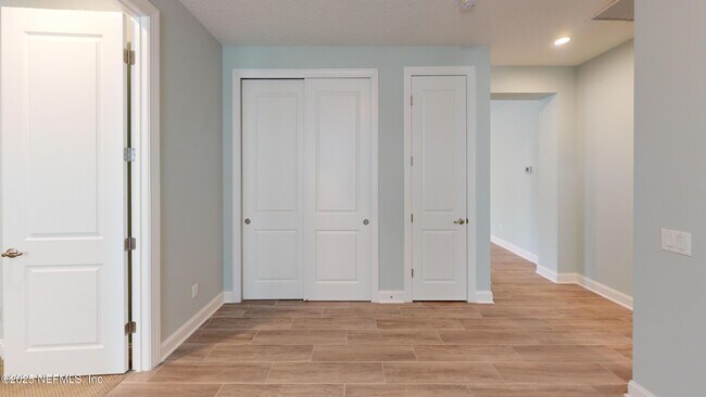 Building Photo - 152 Pine Haven Dr