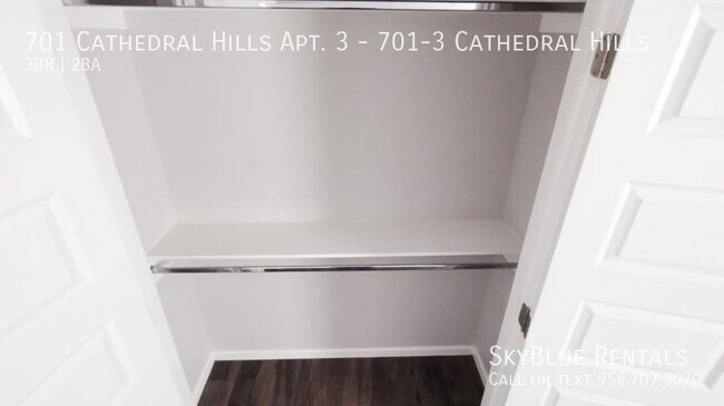Building Photo - 701 Cathedral Hl