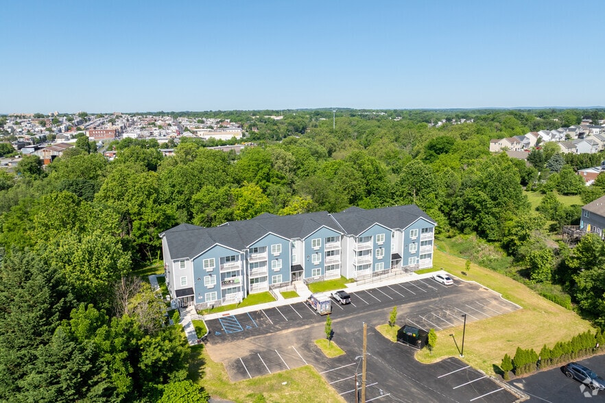 Aerial Photo - Jordan View Parke Apartments