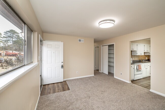 Building Photo - 3945 Starboard Rd