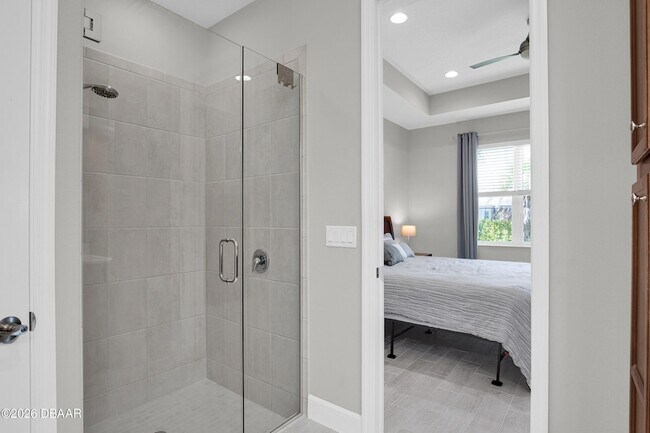 Building Photo - 109 Salt Shaker St