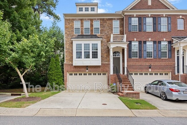 Building Photo - 8611 Macedonia Lake Dr