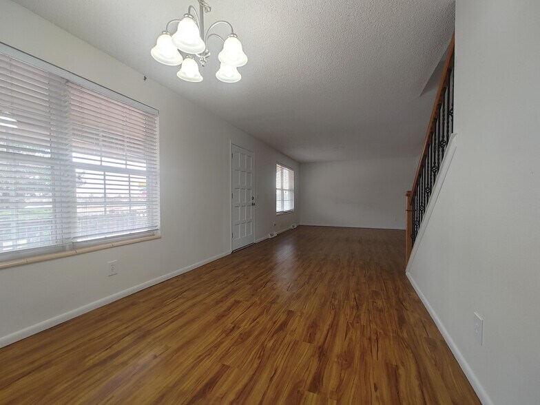 Building Photo - 8205 Ingalls Cir