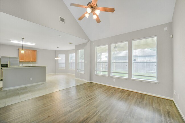 Building Photo - 21626 Shallow Glen Ln