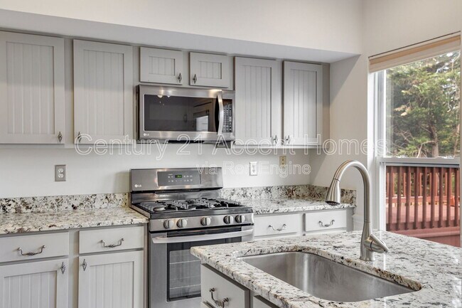 Building Photo - 21217 Millwood Square