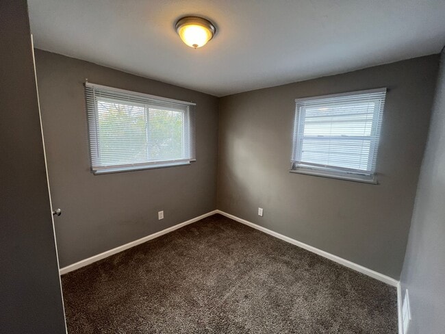 Building Photo - 397 S Ogden Ave