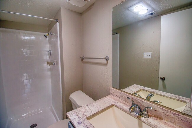 Building Photo - 6393 S Briar Bayou Dr