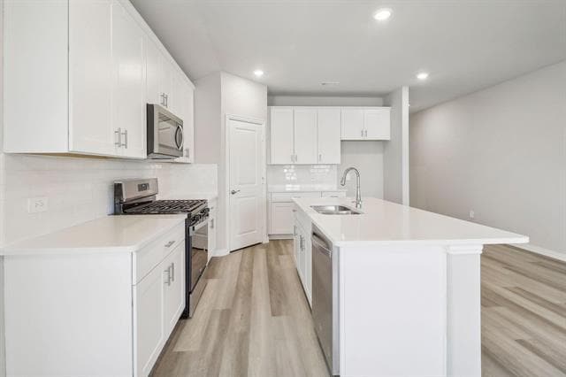 Building Photo - 518 Midnight Oak Dr