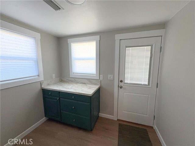 Building Photo - 460 N 3rd Ave