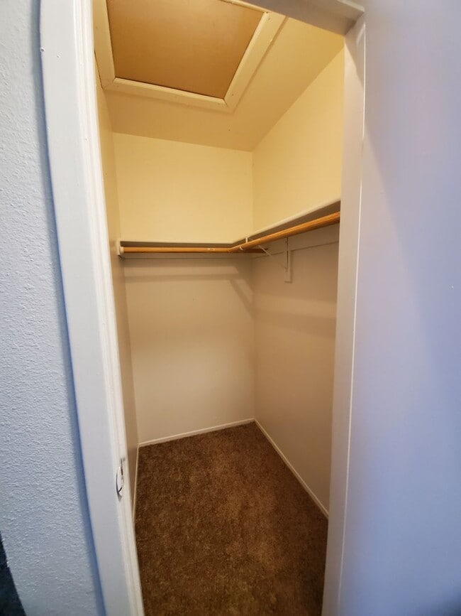 Building Photo - 2 Bedroom 2 Bath - 1 story Townhome - Shadow Mountain