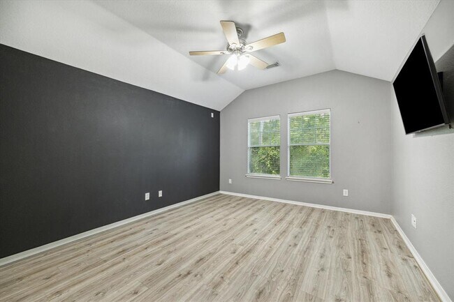 Building Photo - 25 Stone Creek Pl