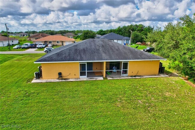 Building Photo - 4424 26th St SW