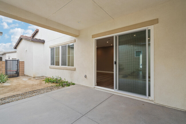 Building Photo - 79154 Acacia Wy