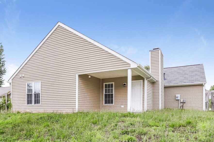 Building Photo - 4009 Scofield Dr