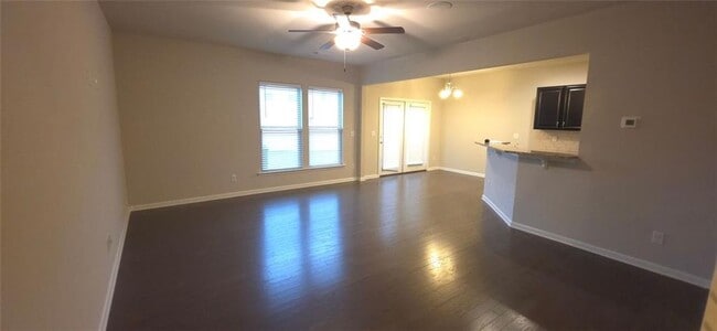 Building Photo - 107 Greenfield Dr