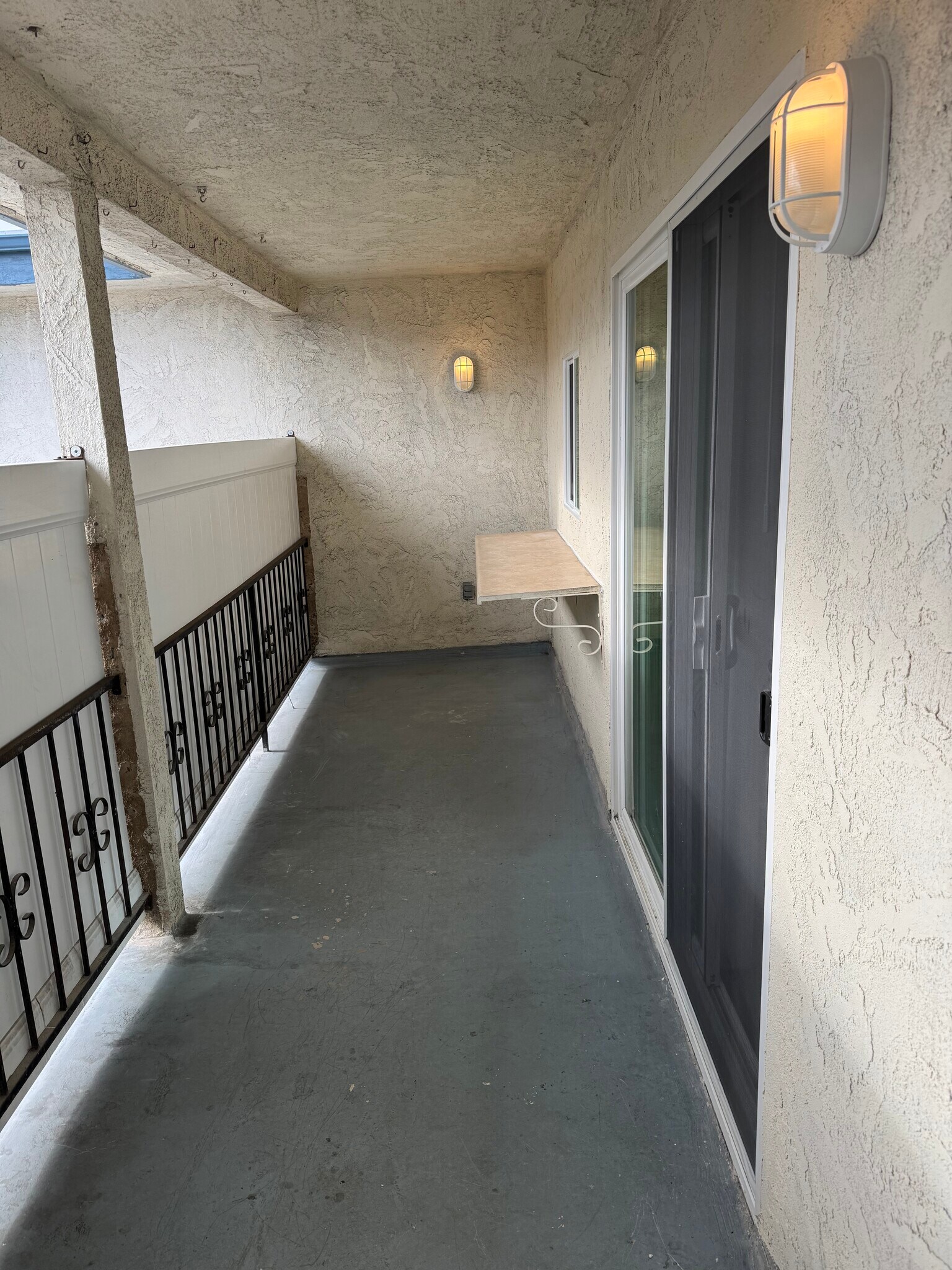 Balcony - 3618 Del Amo Blvd