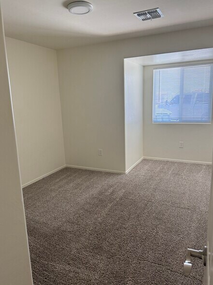 2ND BEDROOM - 5915 S Calle Sueno Hermosa