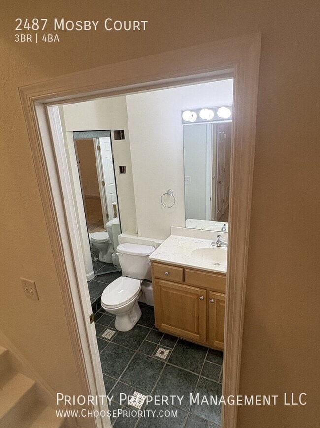 Building Photo - 2487 Mosby Ct