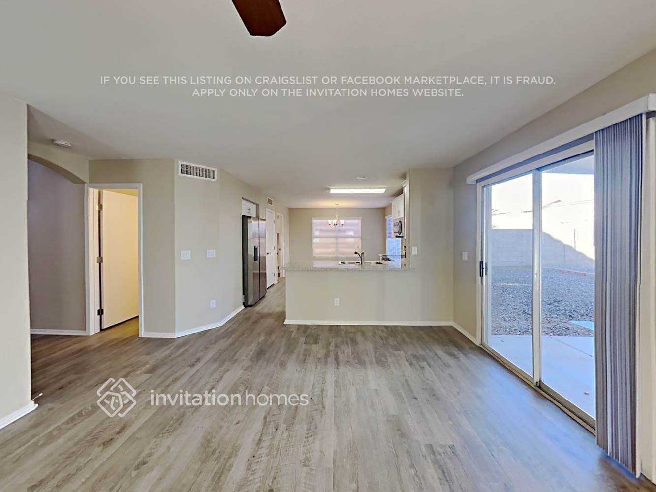 Building Photo - 12528 W Roanoke Ave