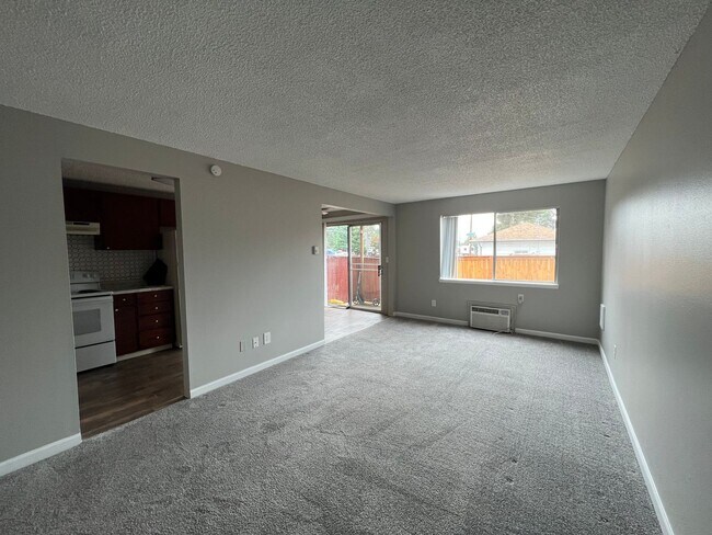 Interior Photo - Lincoln Court