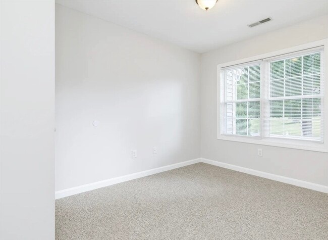 Building Photo - 7 Merrimac Way