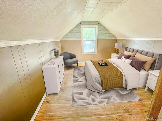 Building Photo - 23096 Hawthorne St