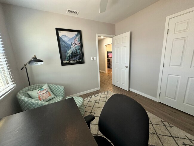 Building Photo - 6110 Blain Pl