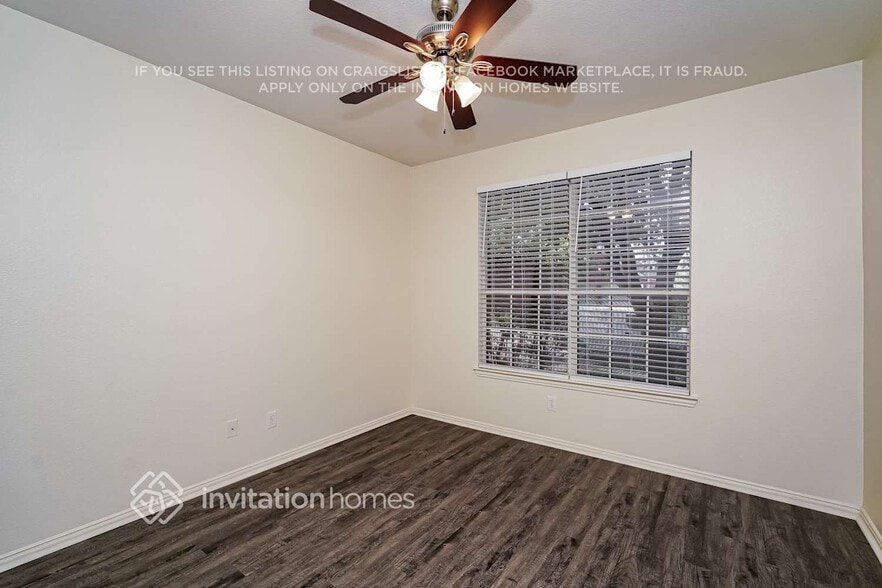 Building Photo - 12301 Macaroon Ln
