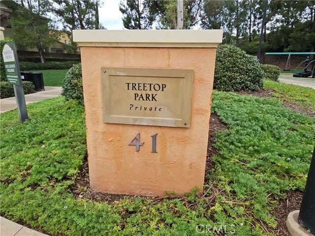 Building Photo - 65 Sacred Path