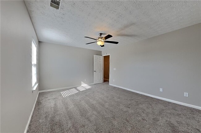 Building Photo - 1273 Royal Ives Ct SE