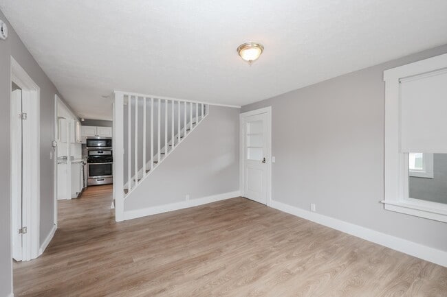 Building Photo - 2 Gamache Rd