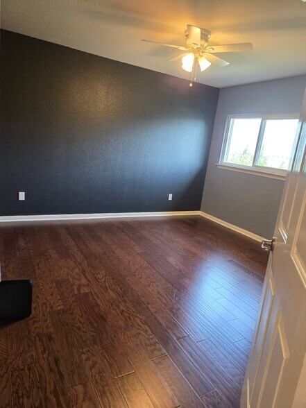 Building Photo - 1803 Baranco Way