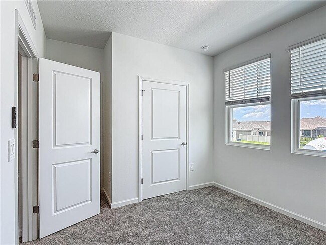 Building Photo - 1832 Bright Sky Dr