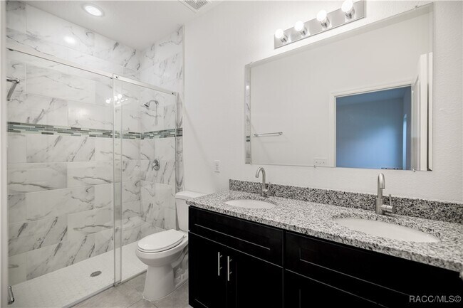 Building Photo - 2412 SW 163rd Pl
