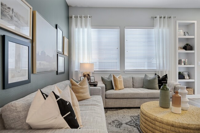 Building Photo - 7265 Borland Dr