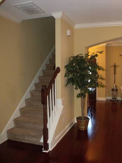 Building Photo - AVAILABLE LATE MARCH 2026