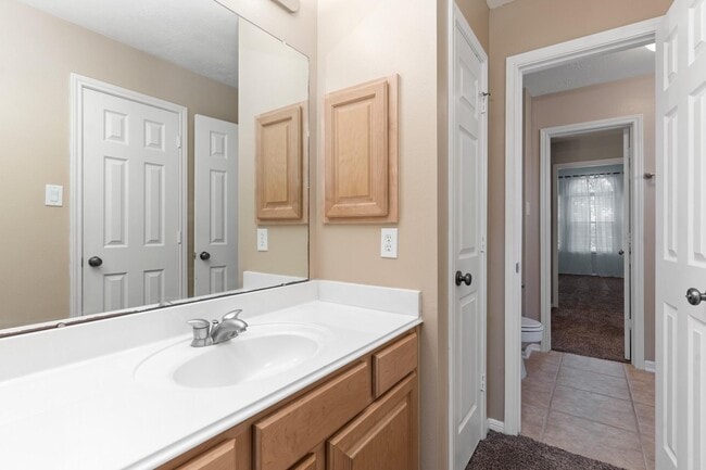 Building Photo - 3531 Shoreview Ln