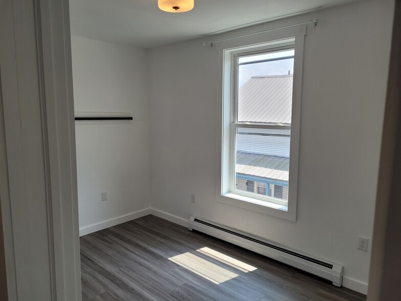 Building Photo - 137 Federal St