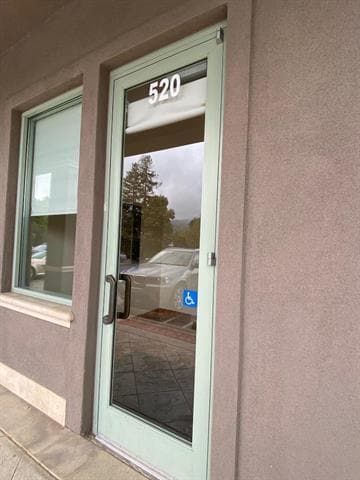 Building Photo - 520 N Santa Cruz Ave