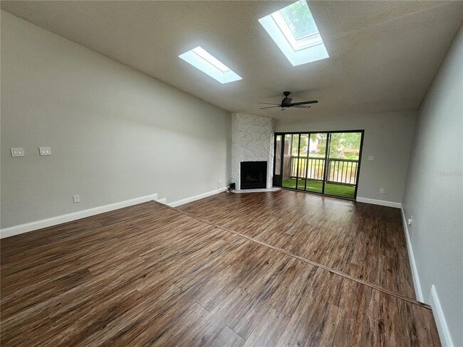 Building Photo - 6236 93rd Terrace N
