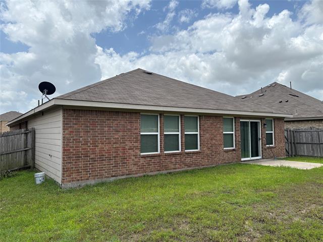 Building Photo - 9220 Hawthorne Dr