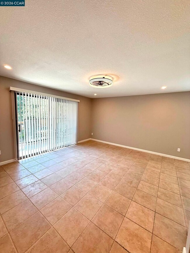 Building Photo - 330 N Civic Dr