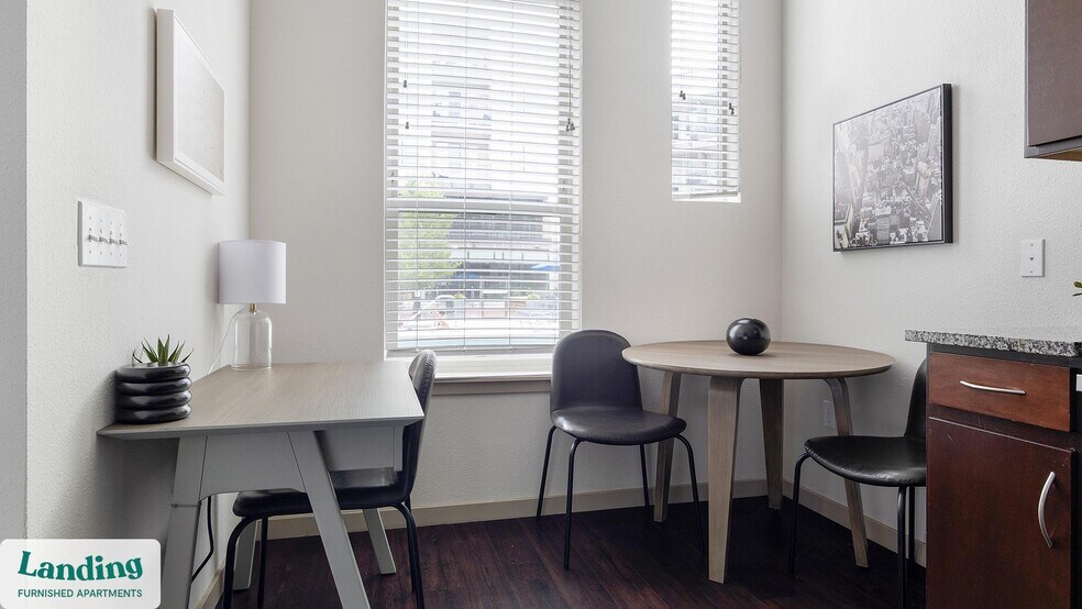 Building Photo - 1550 N Raleigh St