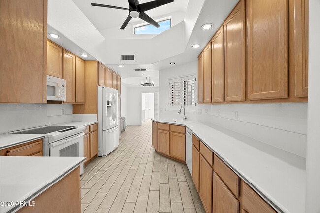 Building Photo - 8479 N 84th Pl