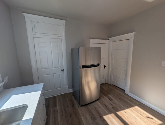 Building Photo - Remodeled 2-Bedroom Home with Main Floor Laundry & Two Car Garage